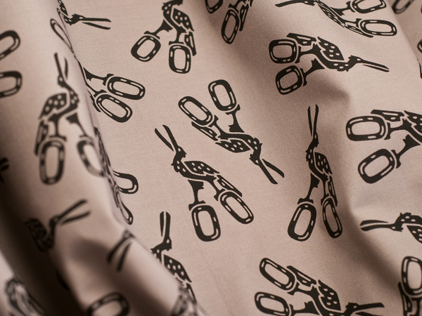 Embroidery Scissors - Smoke