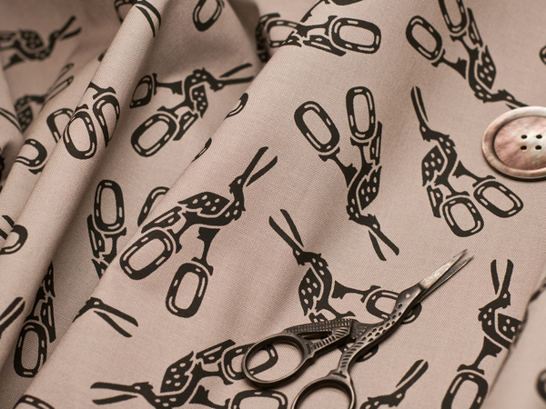 Embroidery Scissors - Smoke